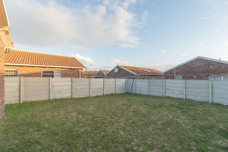 2 Bedroom Property for Sale in Parsonsvlei Eastern Cape